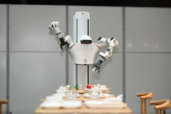 清华系具身大脑公司获近亿元融资预计2026年接入设备达十万台